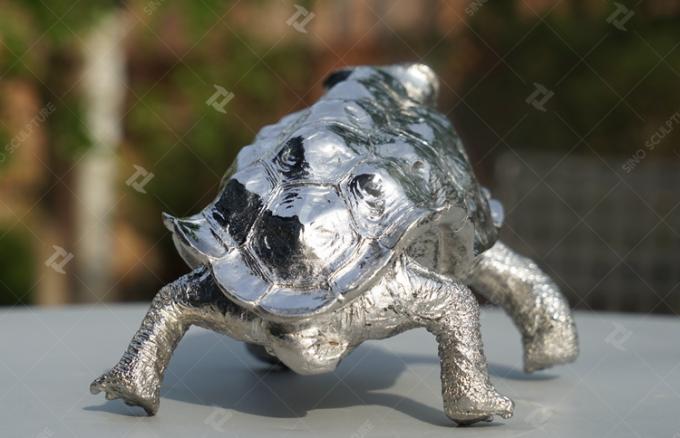 Polished Cast Stainless Steel Crawling Turtle Sculpture For Home Decoration 0