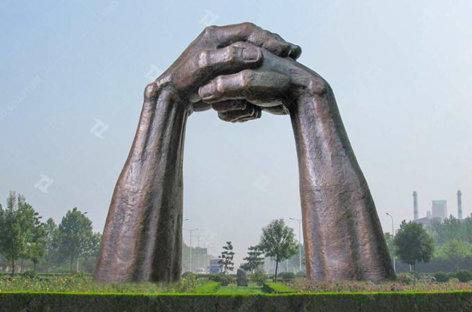 31 M Height Bronze Hand Sculpture , Etiquette Door Monument Sculpture 1