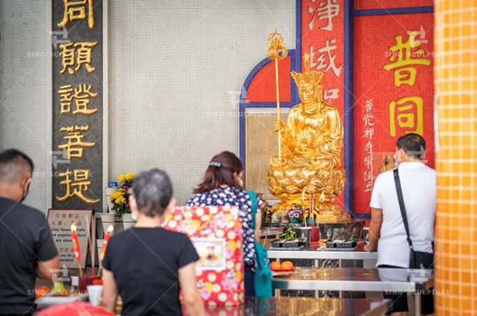 Site Installation in The Temple´s Open Praying Area of Pu Tong Columbarium.