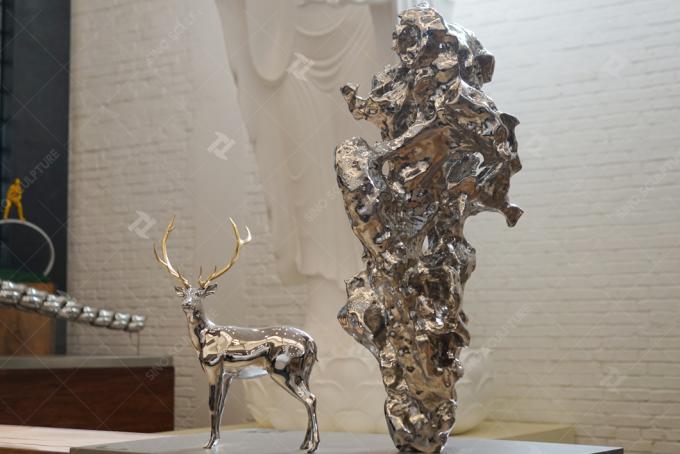 316L Stainless Steel Animal Sculpture , Modern Large Metal Deer Statue 0