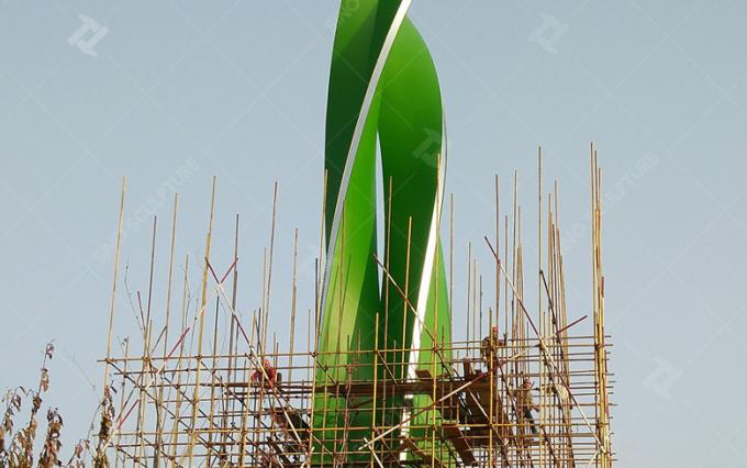 Green Painted 316L Stainless Steel Sculpture Outdoor Growth Sculpture 0