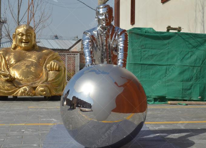 Outdoor Stainless Steel Statue  Mirror Polished Modern Metal Statue for Garden 1
