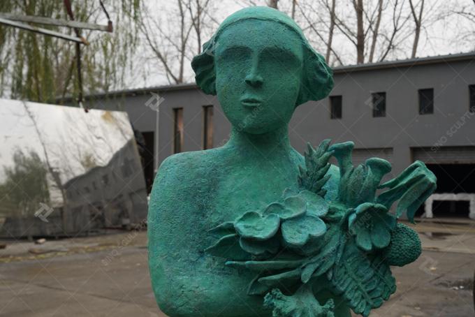 Life Size Customized Casted Bronze Figure Statue For Outdoor Decoration 0