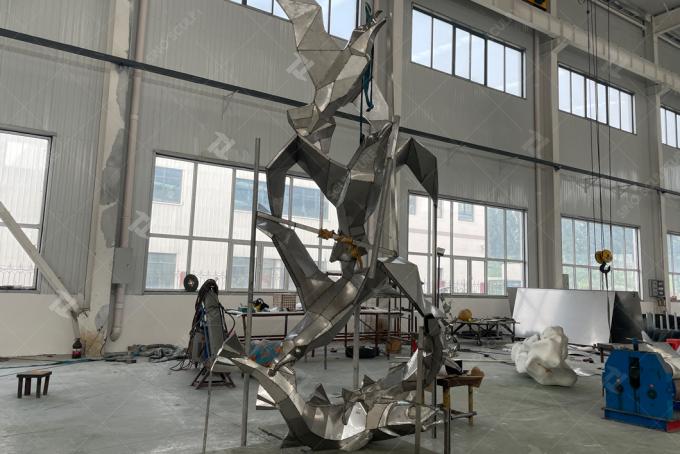 Mirror Polished Stainless Steel Monument Sculpture Flying seagull and fish sculpture 2