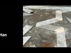 Geverfde roestvrijstalen sculptuur EKG (puls)